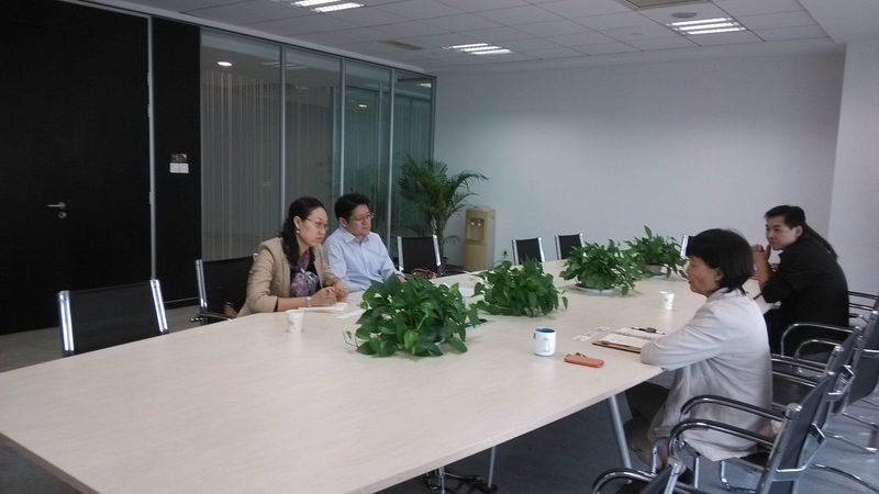 在选择企业管理咨询公司时，需注意以下几点：